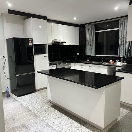 Sbs Apartment 2 Сува Екстериор снимка